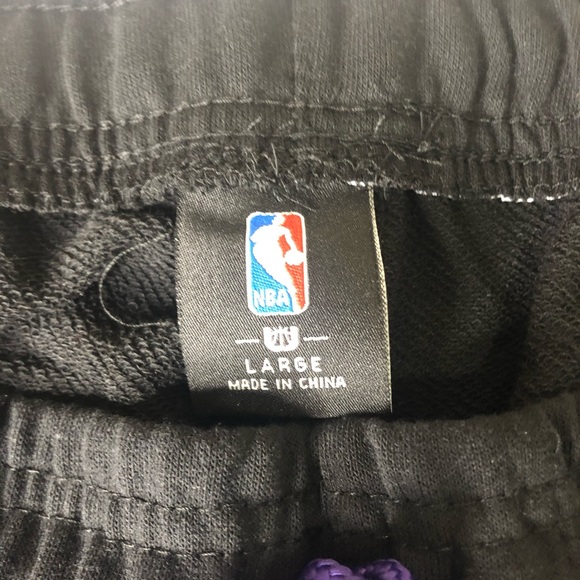 NBA Los Angeles Lakers Shorts Black/Yellow Large - Picture 6 of 6